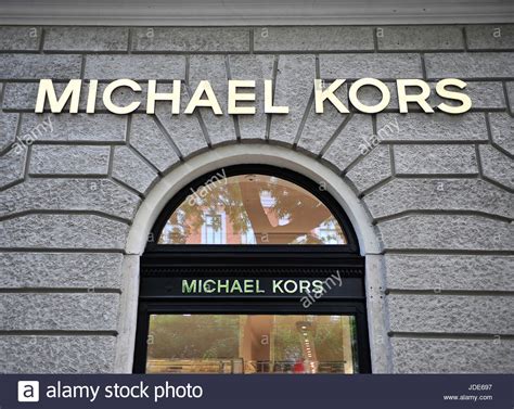 michael kors üzletek budapest|michael kors ireland.